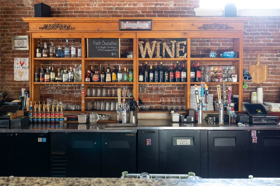 Mi Famiglia Wood Oven Pizzeria